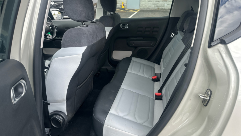 Citroen C3 1.2 PureTech Elle 5dr Petrol Hatchback